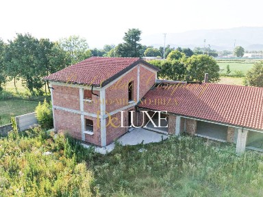 Villa plurifamiliare, nuova, 500 m², Pré, Bassano del Grappa