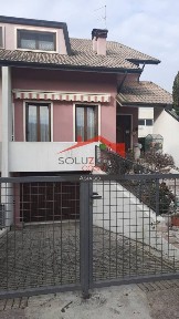 Villa bifamiliare 200 m², Montecchio Maggiore Alte Ceccato, Montecchio Maggiore