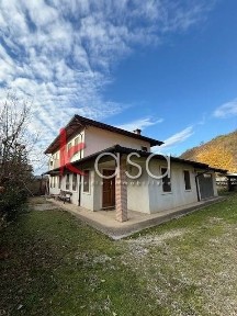 Villa unifamiliare, buono stato, 320 m², Montecchio Maggiore Alte Ceccato, Montecchio Maggiore
