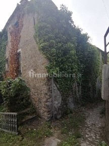 Serra Riccò, Via Cassine Spagua, 4