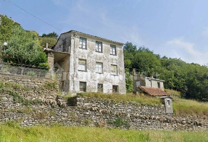 Cascina via San Gaetano, Leivi
