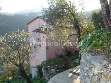 Rustico, da ristrutturare, 140 m², San Martino di Noceto, Rapallo
