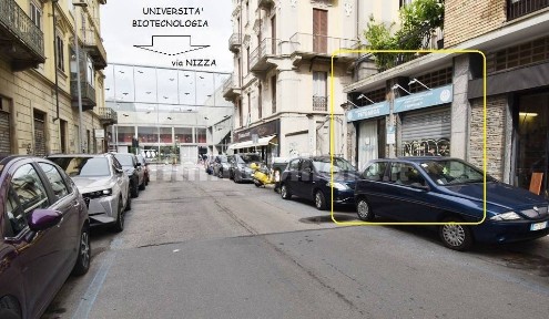 Locale commerciale in Affitto