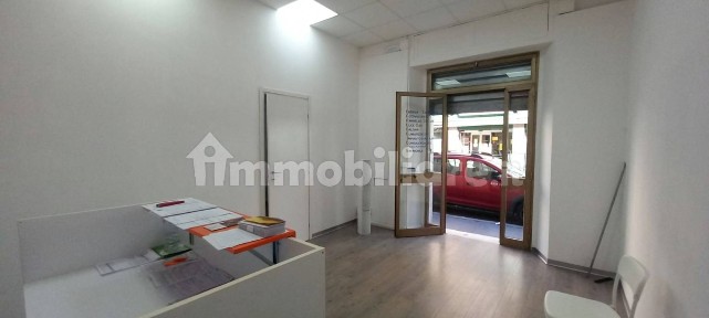Locale commerciale in Affitto