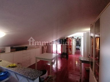 Mansarda buono stato, 68 m², Centro, Mombercelli