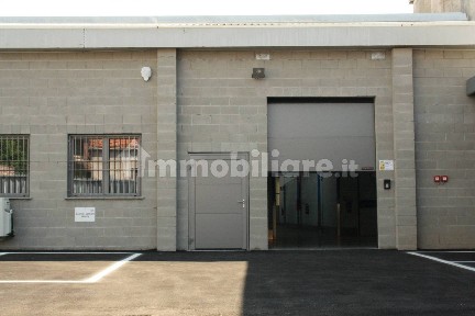 Magazzino - Deposito in Affitto