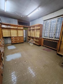 Magazzino - Deposito in Affitto
