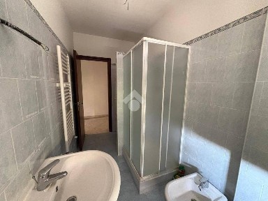 Bilocale viale Petrarca 68, Centro, Latina