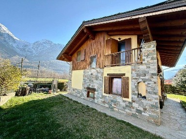 Quart, Via Aosta, 48