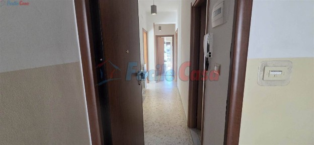 Trilocale buono stato, terzo piano, Centro, Formia