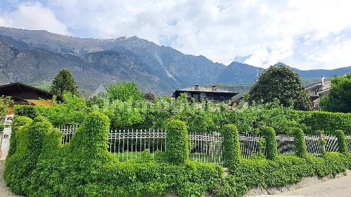 Villa unifamiliare via Cesare Battisti 10, Centro, Saint-Vincent