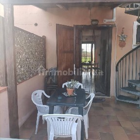 Bilocale via Capraia 25, Latina Lido, Latina
