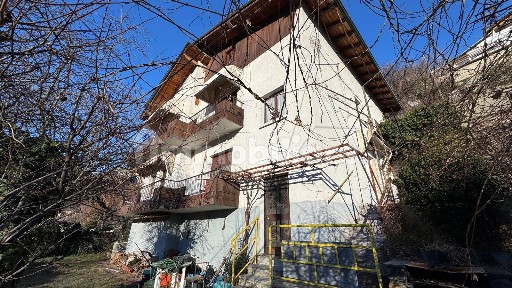 Aosta, Via delle Betulle, 49