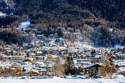Villa unifamiliare Strada della Vittoria 3, Centro, Courmayeur