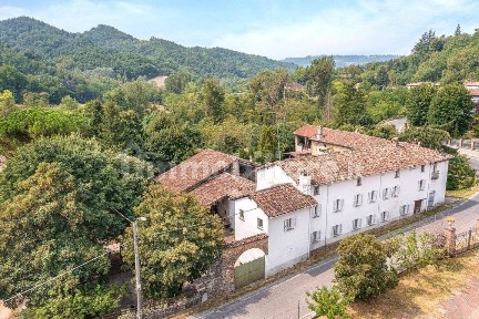 Casale via Ardivestra 1, Godiasco, Godiasco Salice Terme