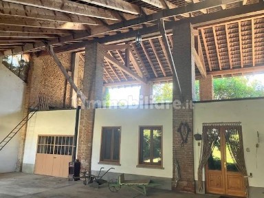 Casa colonica via Po 17, Breme