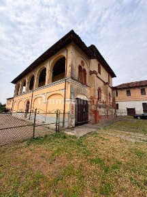 Cascina via Castellaro, Corteolona, Corteolona e Genzone