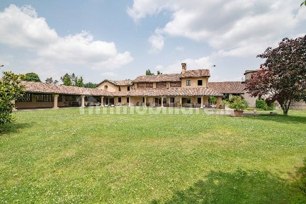 Casale via Po, Linarolo