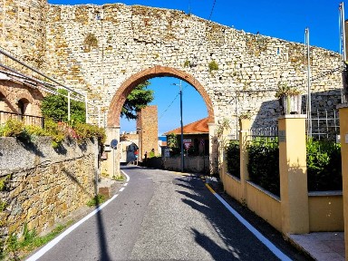 Bilocale via Giuseppe Verdi, Centro, Noli