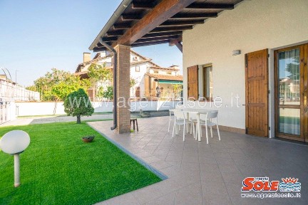 Villa a schiera viale Nuova Zelanda 79, Lido delle Nazioni, Comacchio