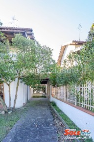 Villa a schiera viale Grecia 4, Lido delle Nazioni, Comacchio