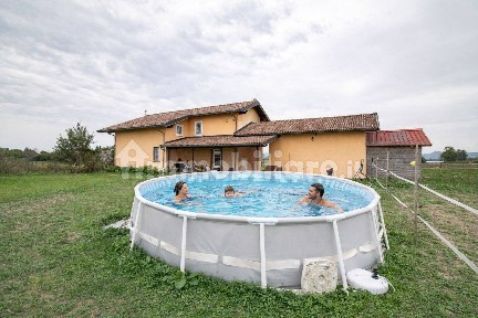 Casanova Lonati, Cascina Candiana, 1