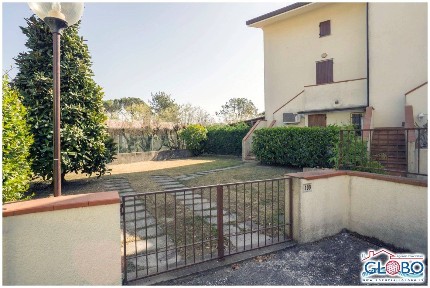 Villa a schiera viale Alpi Orientali Nord 100, Lido degli Scacchi, Lido di Pomposa, Comacchio