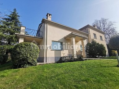 Casteggio, Strada Monferrina