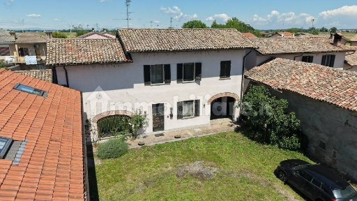 Battuda, Via Fraz. Torradello