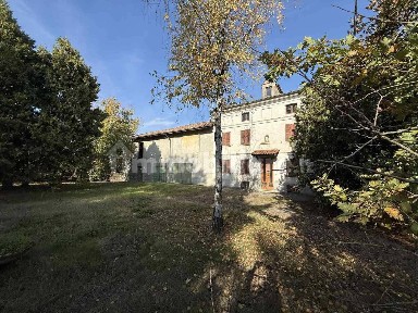Zenevredo, Cascina Vecchia, 3