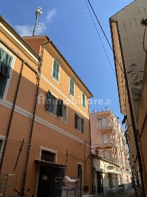 Bilocale via Andrea Doria 32, Centro, Loano