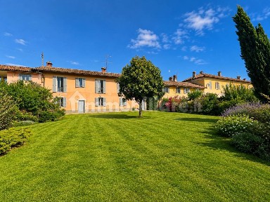 Cascina Cascina Novello, Travacò Siccomario