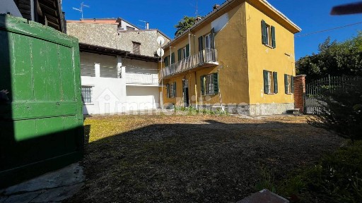 Canneto Pavese, ROMA, 8