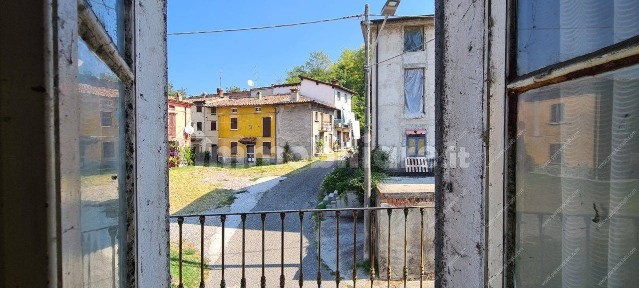 Rustico via Tassarole 50, Centro, Montù Beccaria