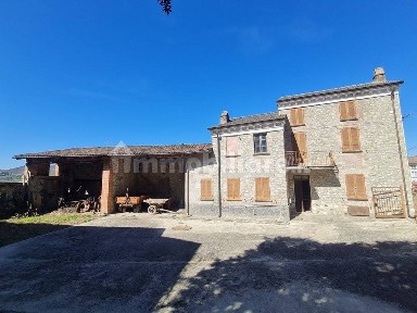 Montesegale, Frazione Sanguignano, 19