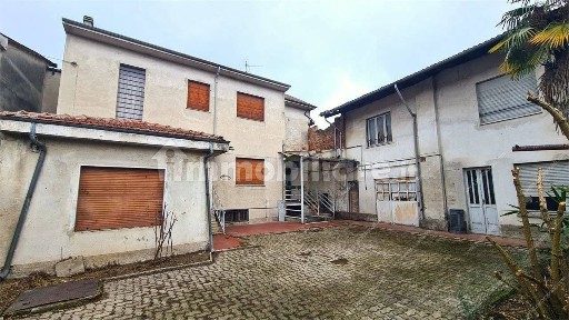 Rustico via Marziani 7, Centro, Gambarana