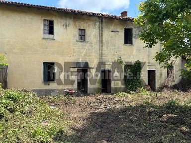 Rustico via Bosco 1, Langosco