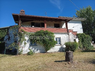 Santa Maria della Versa, Località Ca' Bardone