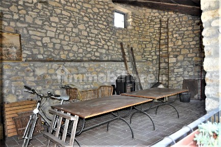 Sasso, buono stato, 133 m², Varzi