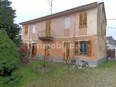 Cascina, buono stato, 210 m², Centro, Mortara