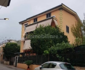 Appartamento all'asta vicolo Alberto Pinto 2, Caserta