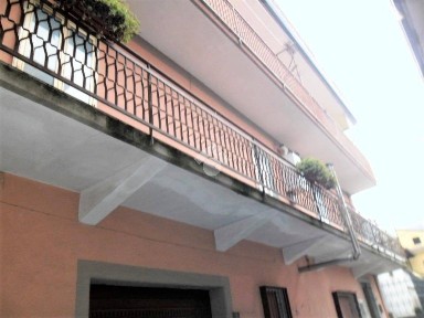 Trilocale via Piombino 9, Casertavecchia - Casola, Caserta