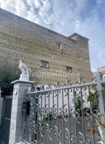 Appartamento all'asta via Emilio Salgari 19, Mondragone