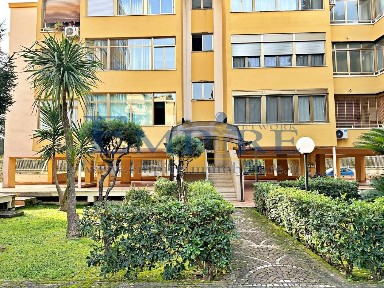 Aversa, Via Eugenio Montale, 20