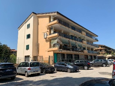 Quadrilocale via Francesco Petrarca 25, Tredici, Caserta