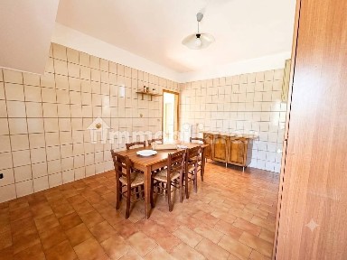 Quadrilocale via Quercione 21, San Leucio - Briano, Caserta