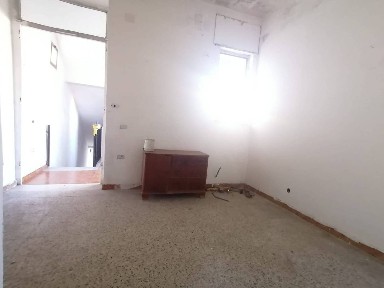 San Nicola la Strada, Via Adone Zoli, 24
