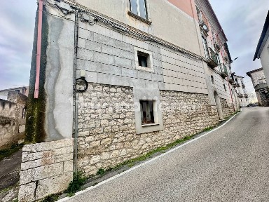 Alvignano, Via Trieste