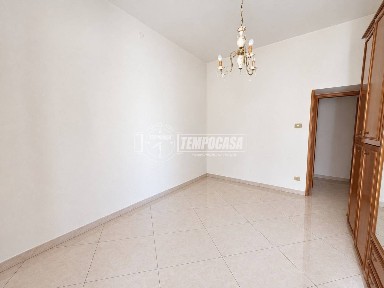 Trilocale viale Ferrovia 5, Centro, Capua
