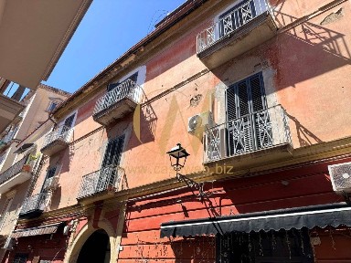 Caserta, Centro Storico - Corso Trieste, Via ferrante, 13